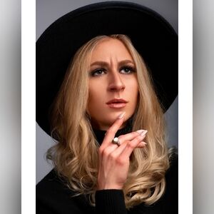 Meet your Posher, Janelle